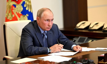 Путин подписал указ о единовременной выплате 10 тыс. рублей пенсионерам