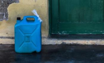 В деревне Луженицы мужчина пытался поджечь дом соседки