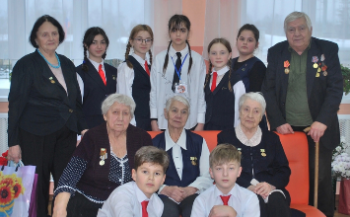 Школьники принимают участие в мероприятиях, посвященных 80-летию снятия блокады Ленинграда