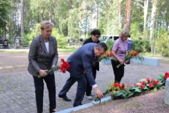 Память жертв блокады Ленинграда почтили в Приозерске