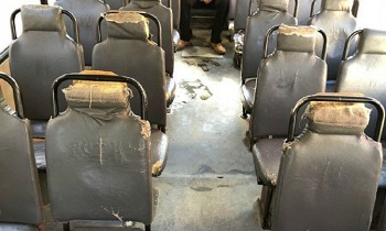 «Автобусы старые, с рваными сиденьями»