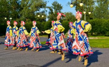 В Коммунаре прошел фестиваль дружбы народов «Мы вместе!»