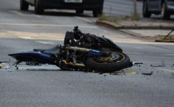 В Новосаратовке погиб 16-летний мотоциклист, 17-летний пассажир в больнице