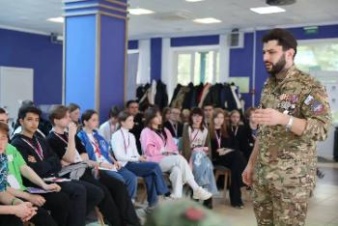 Герои расскажут о служении Родине