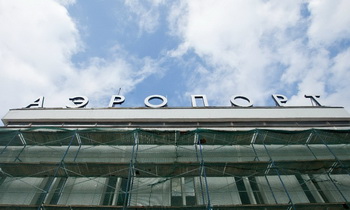 В аэропорту «Пулково» у заснувшей иностранки украли телефон