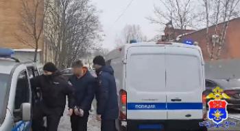 20-летний петербуржец пытался поджечь поезд по заданию из мессенджера