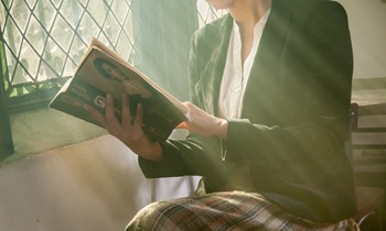 «Почитай мне, внученька»